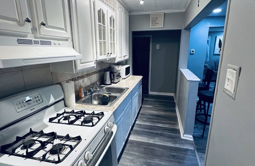 Upper Darby House | Perfect Location: Well-Furnished & Child-Friendly Accommodations