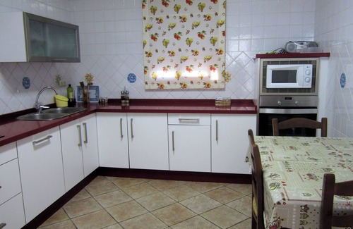 Villanueva de la Concepcion House | Ideal Retreat with Private Pool & Spa, Rated 9.6/10
