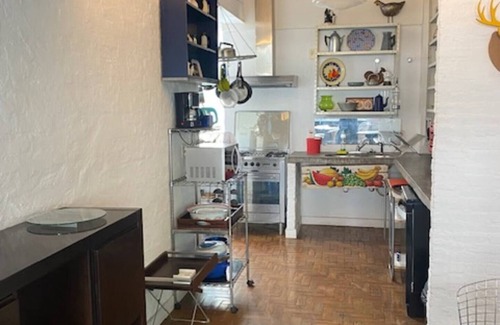 Cerqueira Cesar Apartment | Excellent location in Jardins, the most charming neighborhood in São Paulo.