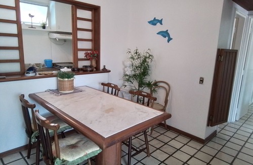 Vila Julia Apartment | Convenient Stay Steps from Praia Enseada - Excel 3 Dorm
