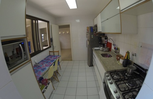 Jardim Apipema Apartment | Vibrant Apartment for Carnival 2024 with Pool & Spa