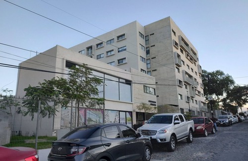 Guadalajara Apartment | Premium Apartment Near Downtown with Spa and Breakfast
