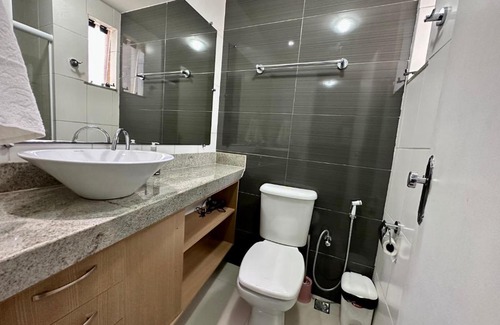 Campos Apartment | Pet-Friendly 2-Bedroom Apartment Near Av Pelinca