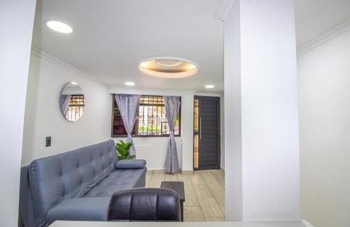 Medellin Apartment | Prime Apartment Close to Tourist Attractions & Parks
