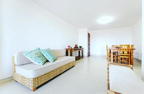 Itauna Apartment | Prime Apartment Steps from Itaúna Beach with Hot Tub Access