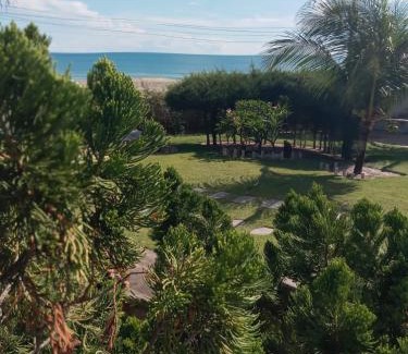 Uruau Bed & Breakfast | Cozy Bungalow Suite with Breakfast & Hot Tub in Uruaú