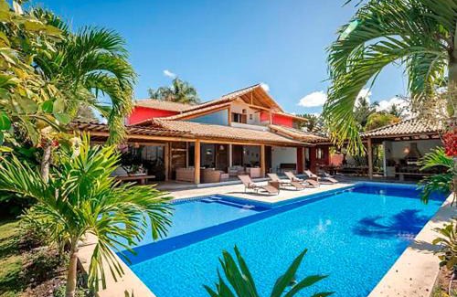 Trancoso House | Complete Leisure Retreat in Trancoso - 4-Star Guest Rated!