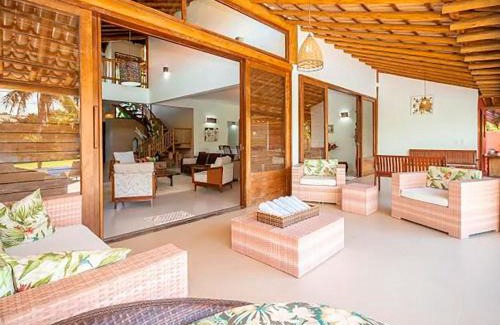 Trancoso House | Complete Leisure Retreat in Trancoso - 4-Star Guest Rated!