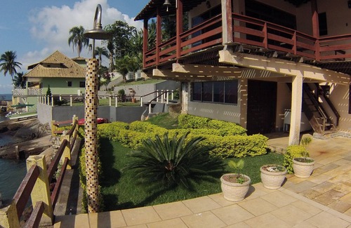 Mangaratiba House | Idyllic Getaway at Casa Praia de Águas Lindas, Itacuruça