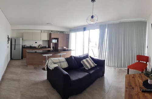 Historic Center Apartment | Prime Mendoza Apartment with Spa & Hot Tub Access