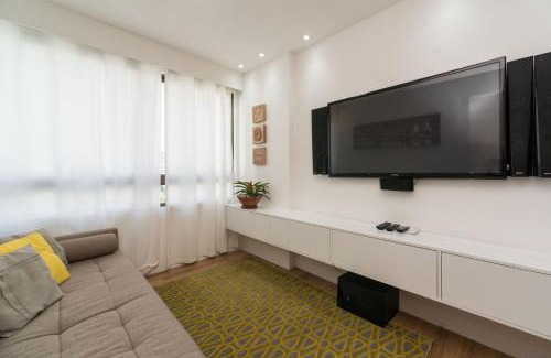 Boa Viagem Apartment | Pet-Friendly Flat in Setúbal with Pool & Top Guest Rating