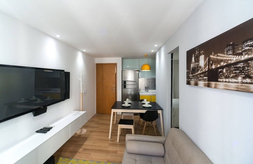 Boa Viagem Apartment | Cozy Boa Viagem Flat for 4 with Oceanfront Amenities