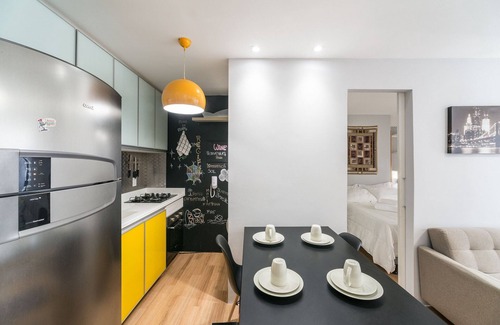 Boa Viagem Apartment | Cozy Boa Viagem Flat for 4 with Oceanfront Amenities
