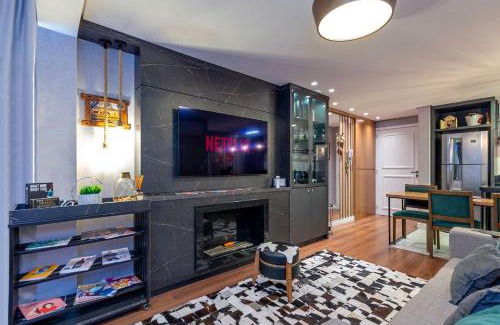 Quinta da Serra Apartment | Explore Apto Vihara 301 - Your Ideal Family Getaway