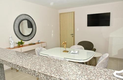 Riomar Apartment | Prime Location Beautiful Apartment with Breakfast Options