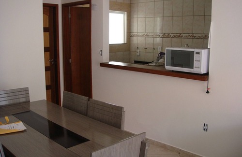 Foguete House | Beachfront Bliss: Top-Rated 3-Storey House with Ocean View