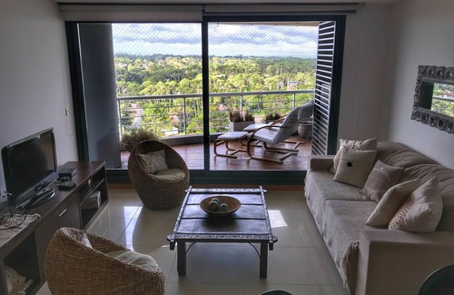 Aidy Grill Apartment | Inviting 15th Floor Apartment with Oceanfront Views