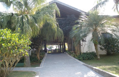 Toninhas Apartment | Premier Apartment Steps from Porpoises Beach with Ocean View
