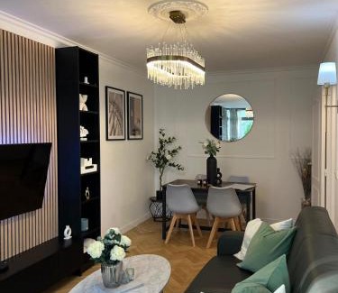Clichy Apartment | Family-Friendly Apartment with Great Guest Ratings