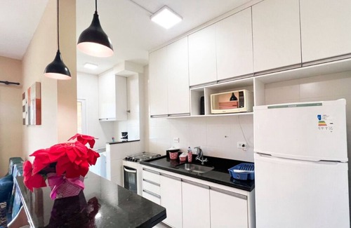 Toninhas Apartment | Inviting Apartment with Ocean View and Impeccable Cleanliness