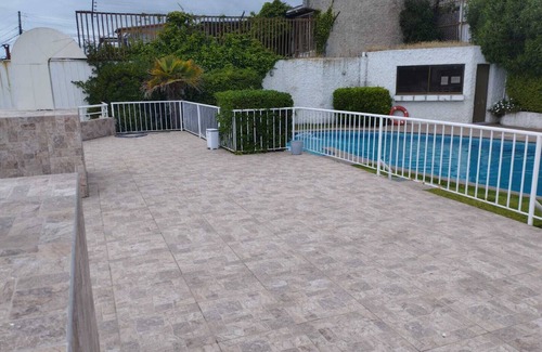 Concon Apartment | Ocean View Apartment with Pool and Family-Friendly Amenities
