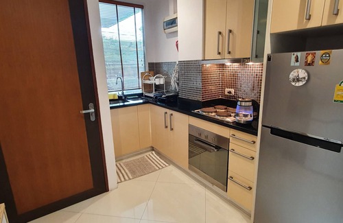 Nong Prue Apartment | Spacious Condo with Garden, Pool & Breakfast Await You
