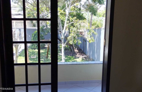 Rio das Ostras House | Cozy Duplex Steps from Itapebussus Beach & Oysters River