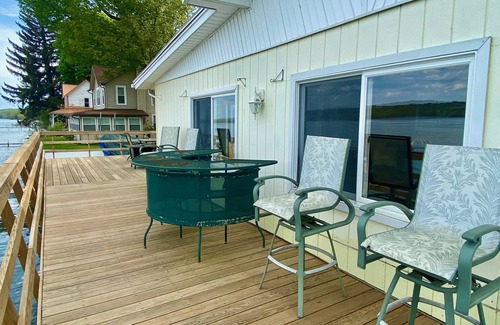 Auburn House | Ideal Owasco Lake Vacation Rentals with Pool & Stunning Views
