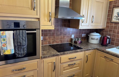 Watton Apartment | Elegant Apartment with Pool, Child-Friendly Amenities