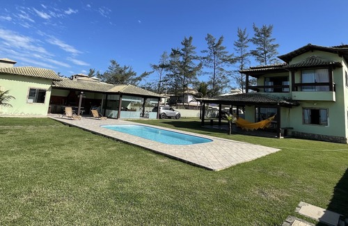Centro House | Beautiful Beachfront House in Cabo Frio with Ocean Views