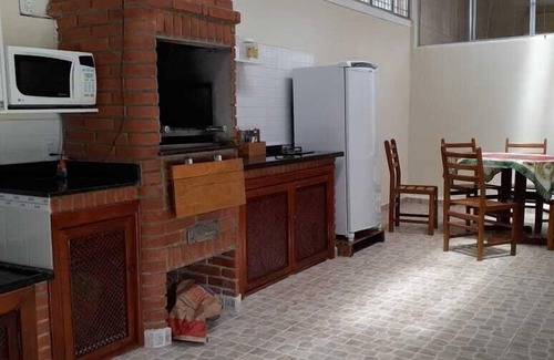 Sao Francisco House | Ideal 4-Bedroom Retreat with Pool and Game Room