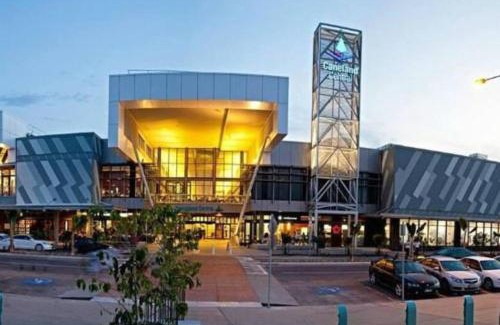 Mackay Hotel | Prime Location - Family-Friendly Modern Room in Mackay