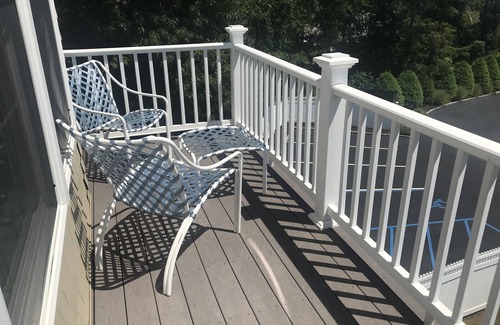Hampton Bays House | Prime Harbor Views with Pool and Kitchen Amenities