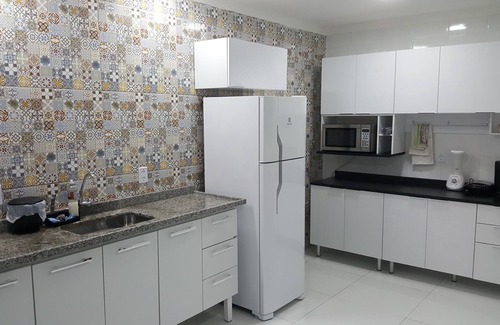 Olimpia House | Prime Stay: 2 Min to Thermas with Pool & Wi-Fi Access