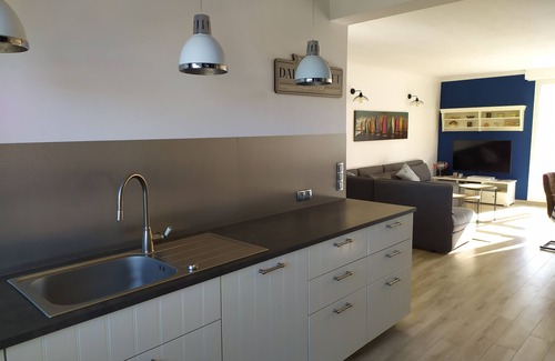 Loctudy House | Top-Rated Stay Just 80m from Langoz Beach & Nautical Center