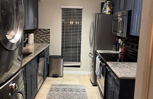 Cloisters Condo | Top-Rated Resort-Style Condo in Biltmore Area with Pool