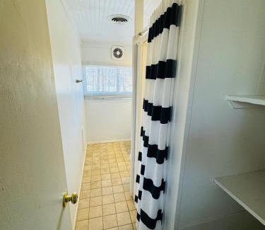 Clemmons Apartment | Eco-Friendly Excelsior at the Manor House with Pool & Hot Tub