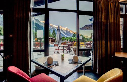 Les Tines Hotel | Relax at Excelsior Chamonix Hôtel & Spa with Ocean Views