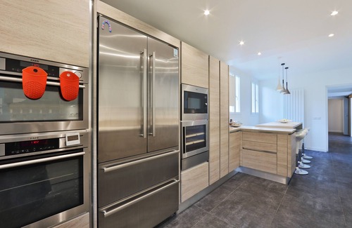 Feucherolles Cottage | Premier Property with Pool near Paris & Versailles