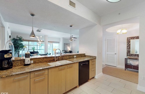 Siesta Key Condo | Exceptional Beachfront Condo with Private Pool on Siesta Key