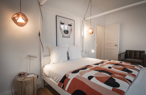 Selestat Villa | Inviting Gite with Pool, Spa & Cinema for Unforgettable Stays