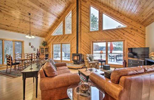 Rome House | Comfortable Retreat with Deck Near Sand Valley - 9.3/10 Rated