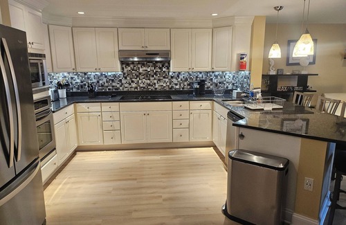 Old Orchard Beach Condo | Ocean View Condo: Guest Rated 9.8 Near Pier & Playland