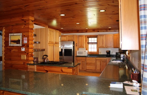 Cooperstown House | Modern Log Home Near Ommegang with Family-Friendly Perks