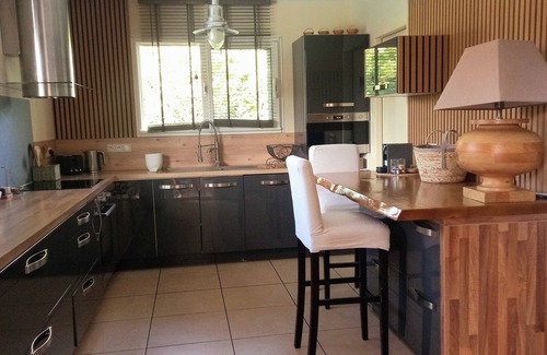 Lege-Cap-Ferret Villa | Elegant Villa with Private Heated Pool in Lege Cap-Ferret