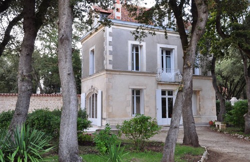Fouras House | Stunning Beachfront Character House with Scenic Sea Views