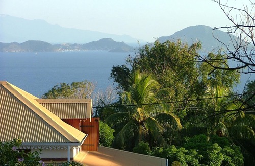 Trois-Rivieres Cottage | Unforgettable Views of the Saintes Archipelago Awaits