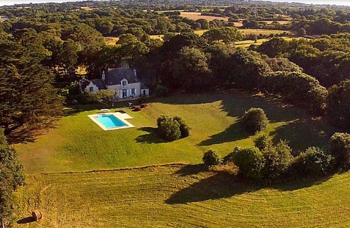 Sarzeau House | Stunning Gulf of Morbihan Views with Private Heated Pool