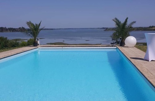 Sarzeau House | Stunning Gulf of Morbihan Views with Private Heated Pool