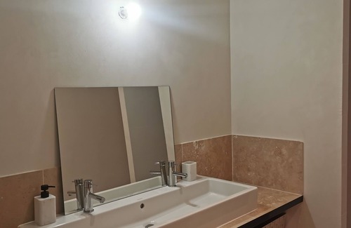 Valreas Other | Perfect Retreat for Family or Friends: Ideal for 12-15 Guests